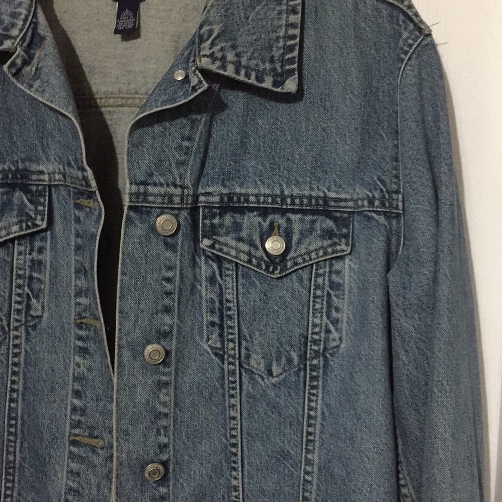 Classic Gap Jean Jacket size Large (hh) - Picture 5 of 6